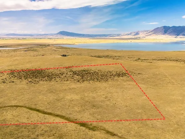 162 Wild Horse Rd, Laramie, WY 82070
