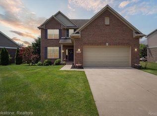 660 Park Lane Rd, Chelsea, MI 48118