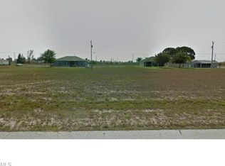 1029 NE 2nd Ave, Cape Coral, FL 33909