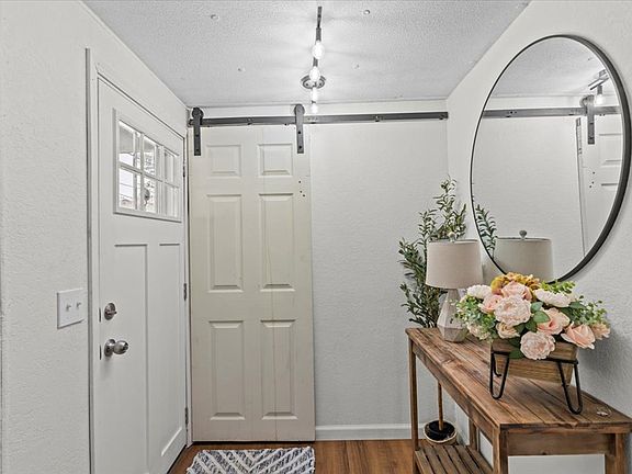 4th image of 25678 Memory Ln