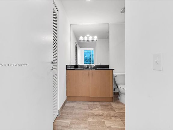 5th image of 300 Biscayne Blvd #T-1903