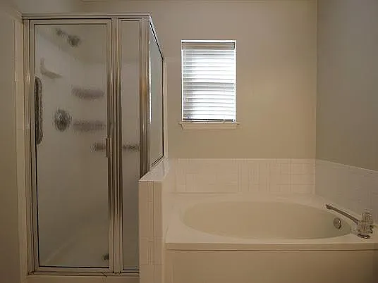 7000 Falls Reach Dr #102 — Photo 33