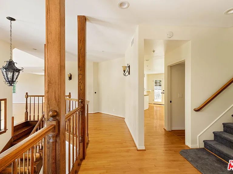 5237 San Feliciano Dr — Photo 12