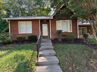 650 Rock Garden Cir, Winston Salem, NC 27104