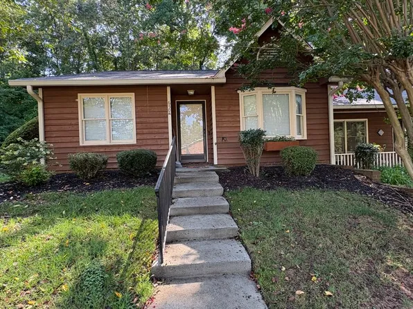 650 Rock Garden Cir, Winston Salem, NC 27104