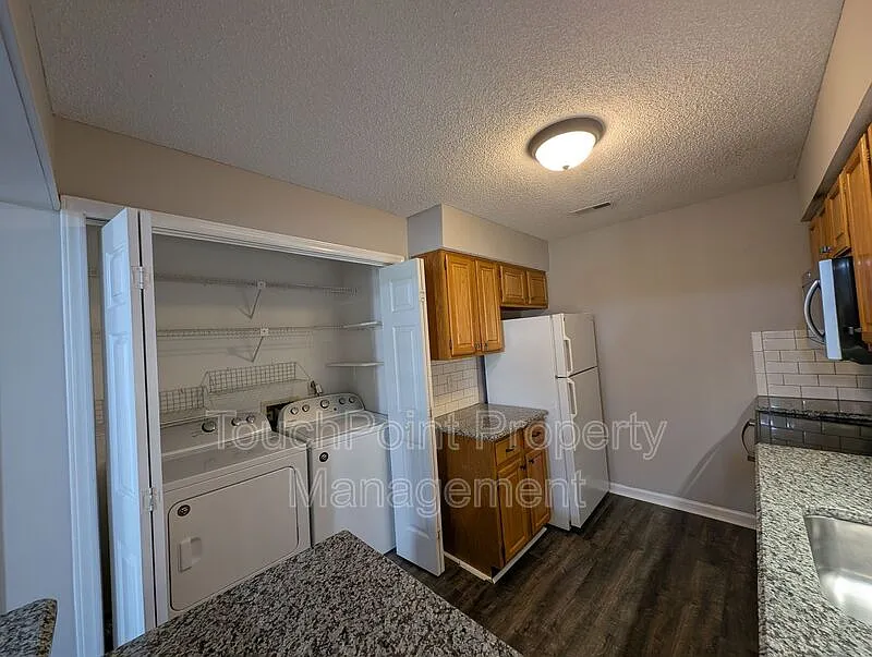 2 bed, 2.0 bath, 1150 sqft, $1,495 — Photo 4