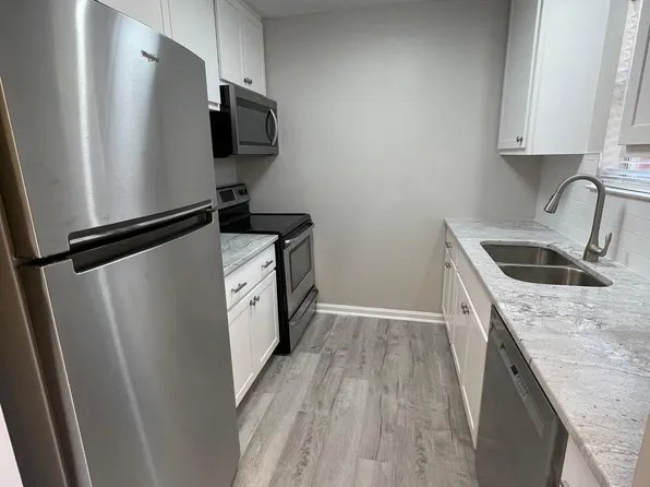 404 Huntington Park Dr #404, Morrisville, NC 27560