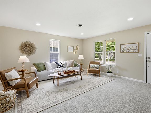 5th image of 117 S Roane Avenue