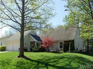 1403 Mont Dore Dr, Ballwin, MO