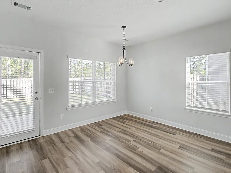 1257 Grayson Ave — Photo 6