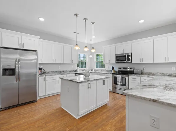629 11th Ave S, Myrtle Beach, SC 29577