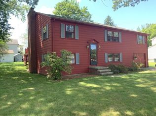 24 West Ave, Webster, MA 01570