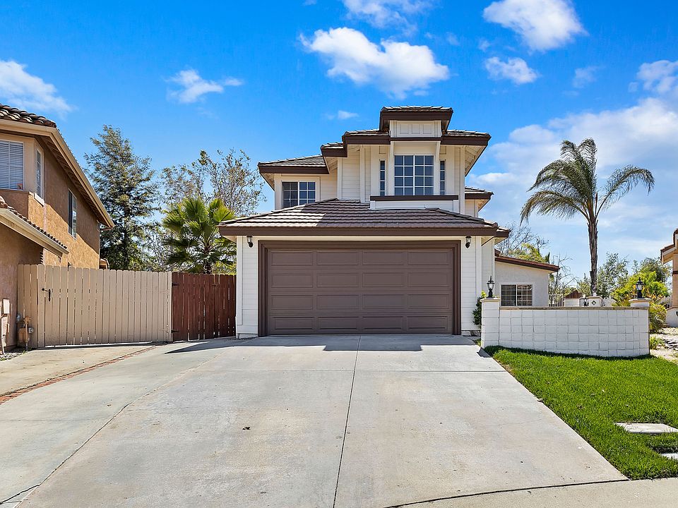 1st image of 30646 Lake Pointe Dr