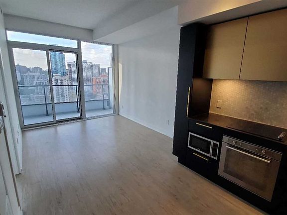 5th image of 85 Wood St #2508