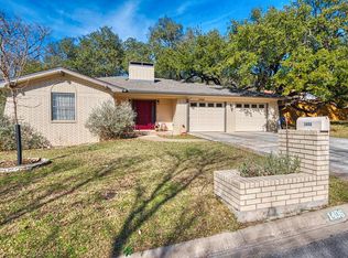 1406 Ford St, Kerrville, TX 78028