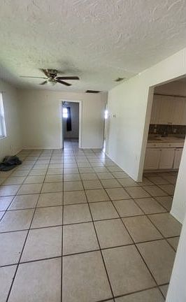 4th image of 4737 Vinson Way