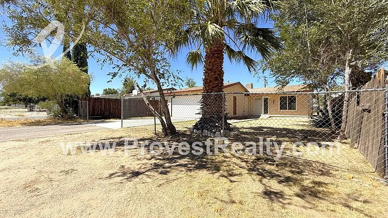 2 bed, 1.0 bath, 1080 sqft, $1,700 — Photo 1