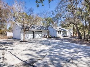 523 Pine Forest Dr, Fleming Island, FL 32003
