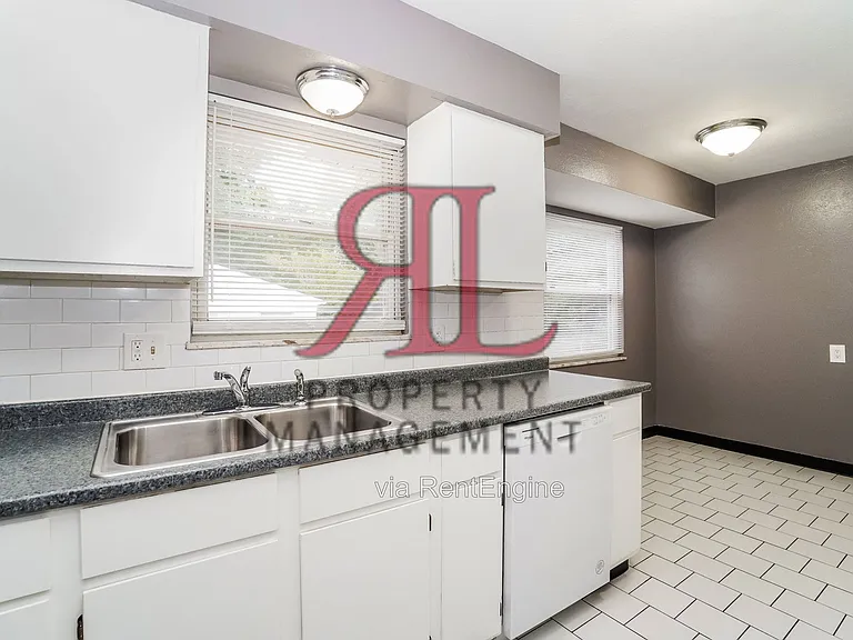 1422 Weldon Ave — Photo 9