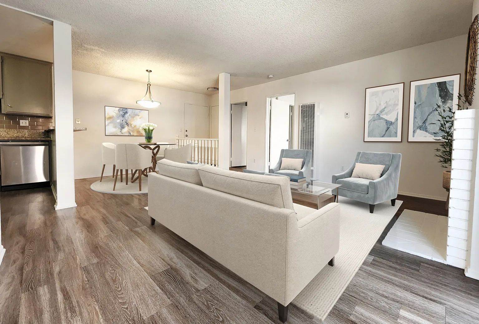 1410 Wellesley Ave — Photo 3