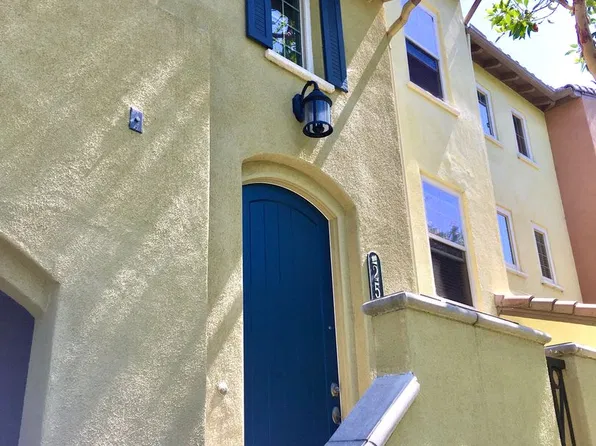 2544 Escala Cir, San Diego, CA 92108