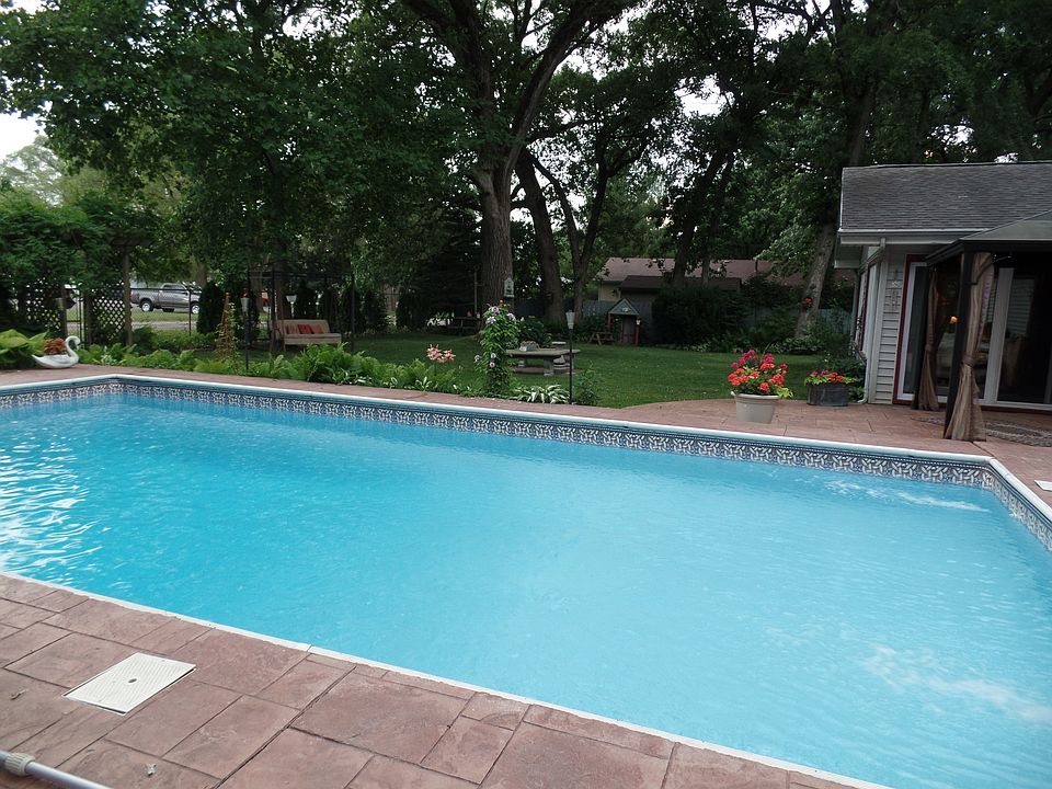 2nd image of 7111 W 173rd Ln