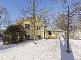 9332 Griggs Ave, Lexington, MN 55014