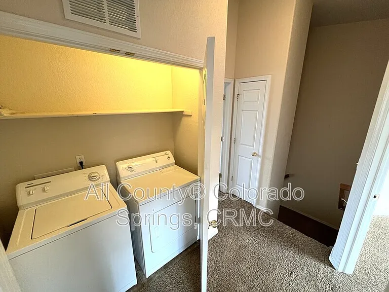 4719 Iron Horse Villas Point — Photo 18