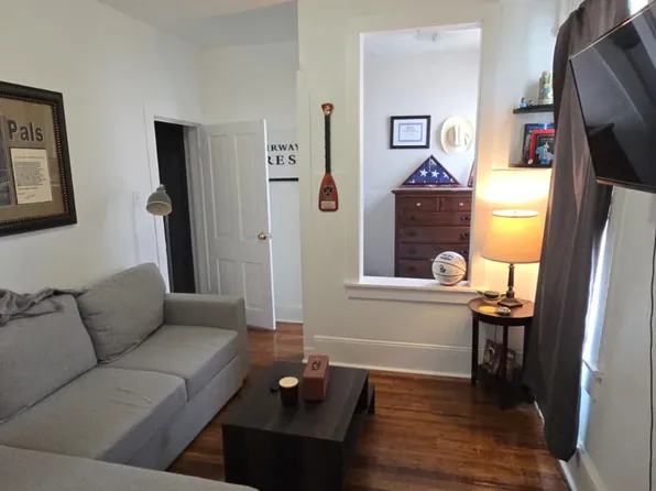 327-329 3rd Ave, Longmont, CO