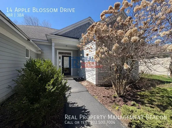 14 Apple Blossom Dr, West Lebanon, NH 03784