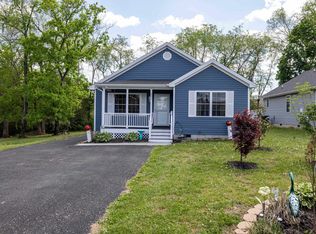 206 W Summit Ave, Elkton, VA 22827