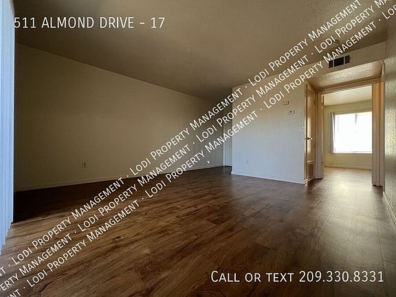 4th image of 511 Almond Dr APT 17