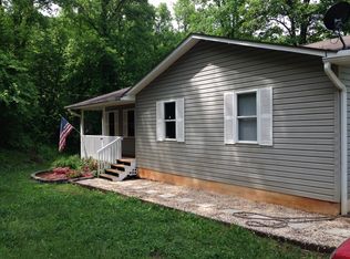 457 Guffie Rd, Franklin, NC 28734