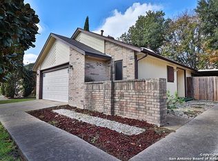 5715 Spring Night St, San Antonio, TX 78247