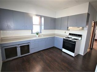 2004 S 11th St #2006, Milwaukee, WI 53204