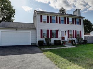 15 Franklin St, Lincoln, RI 02865