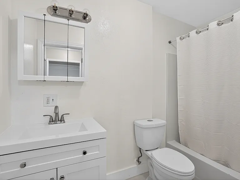 901 Benicia Rd #A — Photo 13