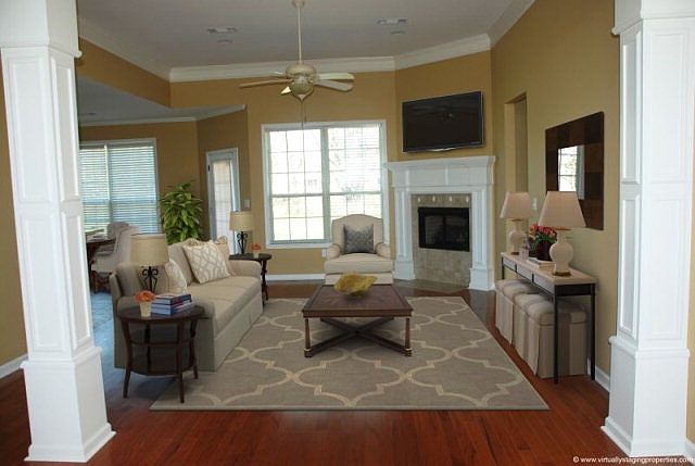 1st image of 1568 Alexander Cir