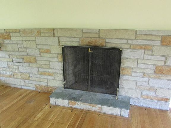 3rd image of 19219 Scottsdale Blvd