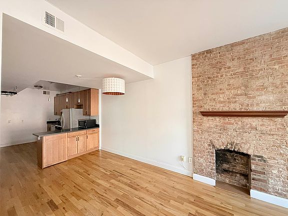 5th image of 258 W 123rd St APT 4