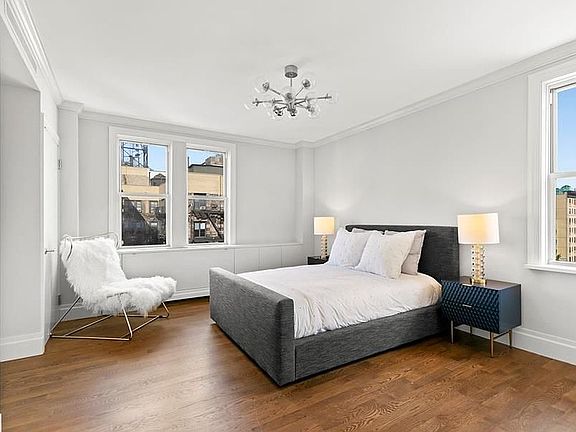4th image of 608 Cathedral Pkwy #12A