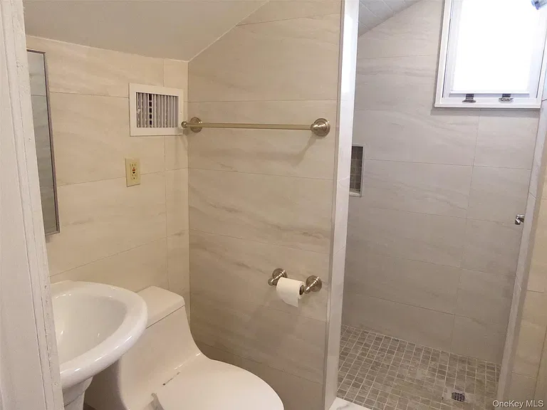 122 Forest Ave #REAR — Photo 24