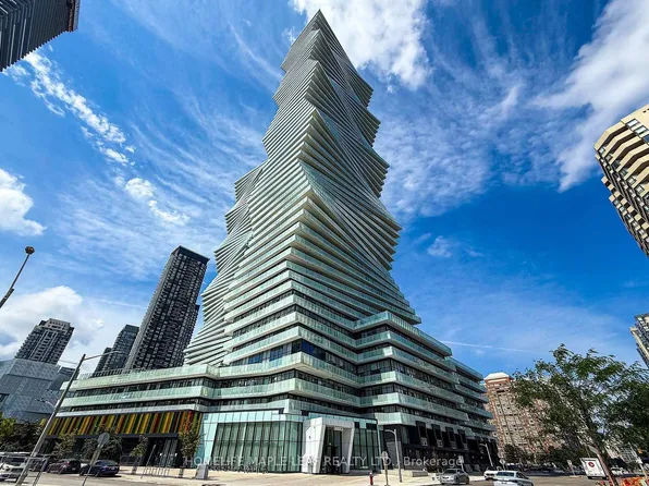 3883 Quartz Rd #3112, Mississauga, ON L5B 0M4