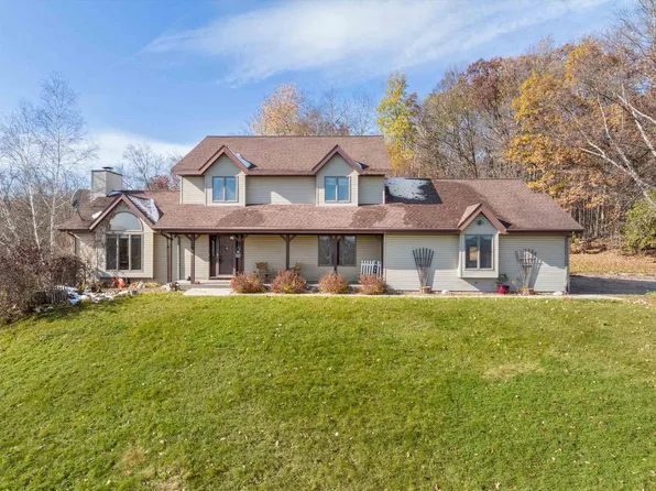 N9642 Rhine Road, Elkhart Lake, WI 53020