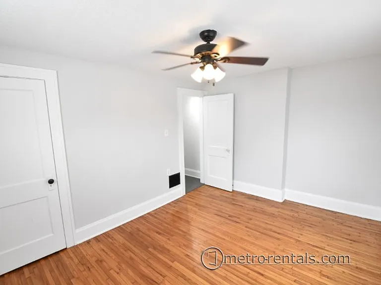 333-335 E Duncan St — Photo 14