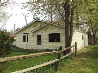 1906 Lilias Dr, Oregon, OH 43616