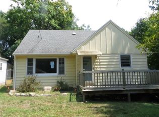 4017 Bowdoin St, Des Moines, IA 50313