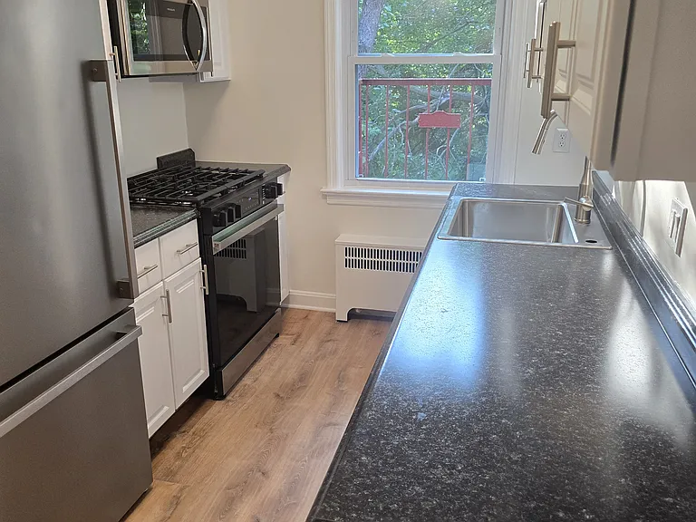 1974 Saint Georges Ave #11 — Photo 13