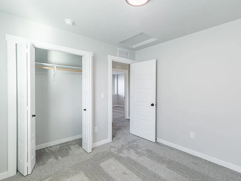 2640 N Silver Wolf Ave — Photo 39