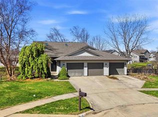 665 Andrews Ct, North Liberty, IA 52317